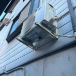 壁面に設置した室外機