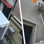 大阪市西成区 エアコンの修理工事 施工中